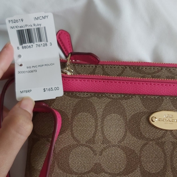 Coach Signature Pop Pouch wristlet - Picture 6 of 6